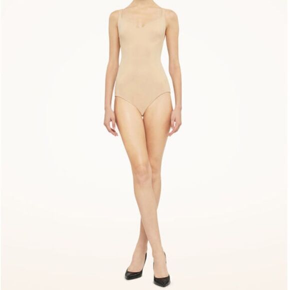 Wolford Mat de Luxe forming Strong shaping bodysuit XS C Cup in Powder NEW $230 - Picture 3 of 11